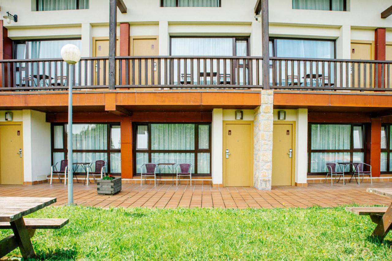 Apartamentos Aldea Del Puente Кангас-де-Онис Экстерьер фото