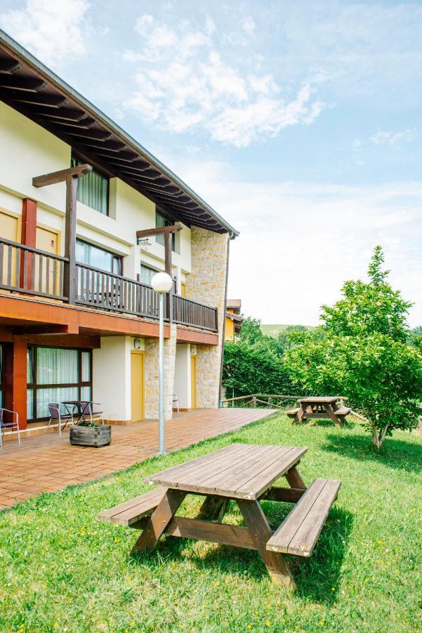 Apartamentos Aldea Del Puente Кангас-де-Онис Экстерьер фото